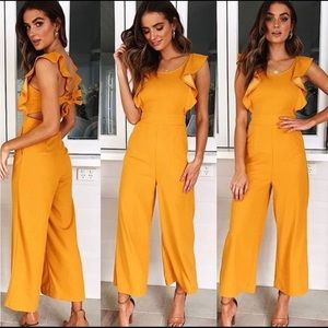 SOLD SOLD SOLD yellow 70s jumpesuit🌼